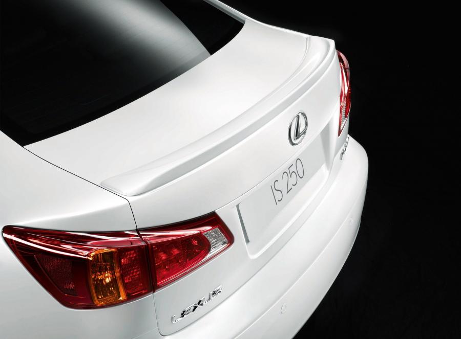  Lexus IS250 F-Sport 2009 года  (EU) (фото 5 из 9)